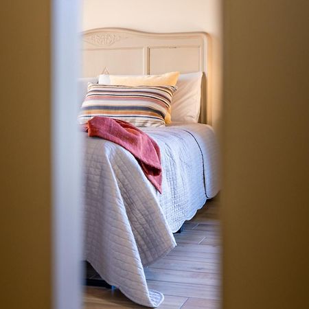 B&B Tra I Laghi 카살레 코르테 세로 외부 사진