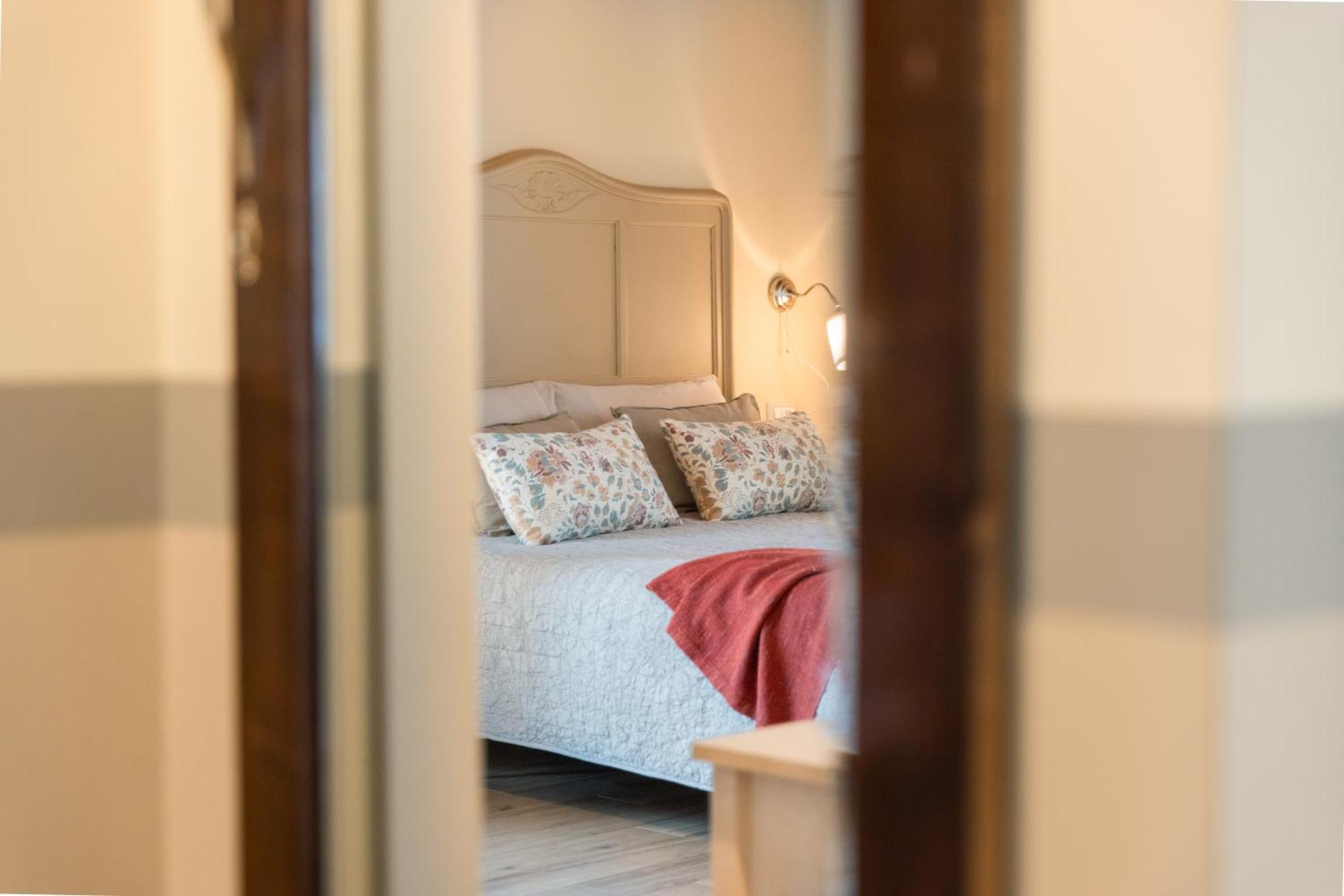 B&B Tra I Laghi 카살레 코르테 세로 외부 사진