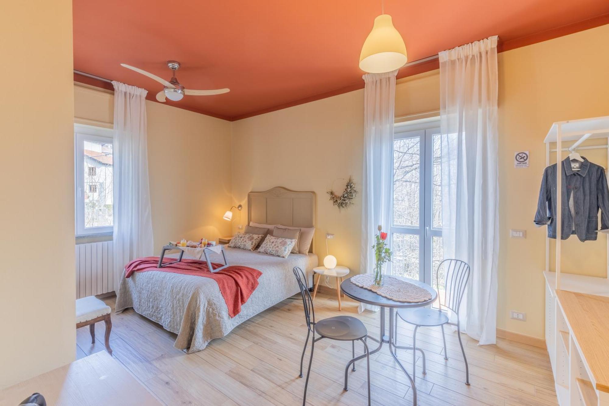 B&B Tra I Laghi 카살레 코르테 세로 외부 사진