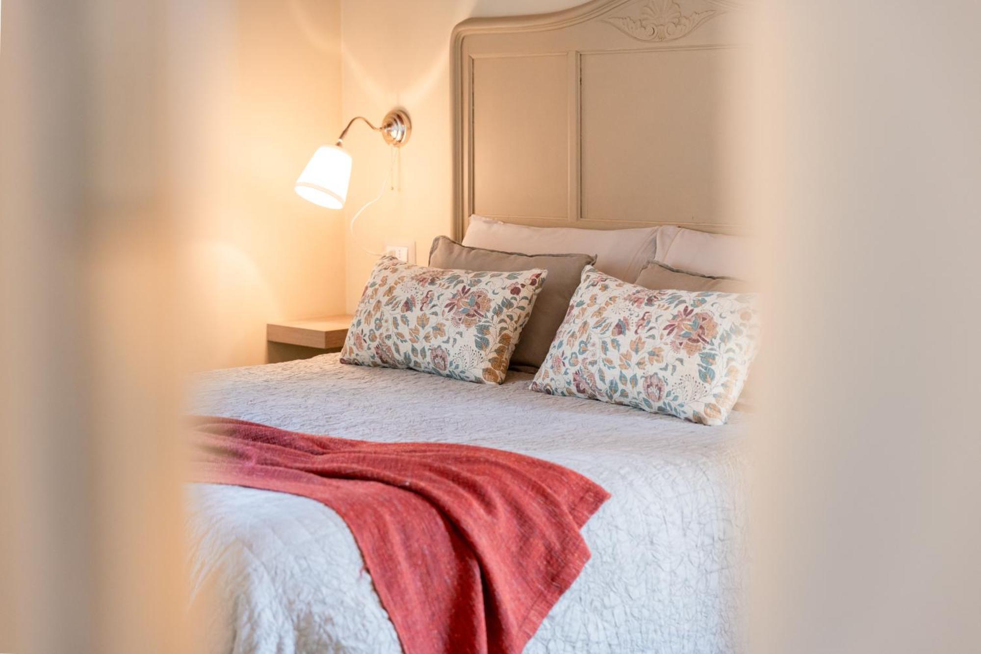 B&B Tra I Laghi 카살레 코르테 세로 외부 사진